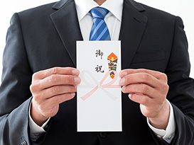 入社特典最大136万円！ 合わせて15か月で717万円以上も可能